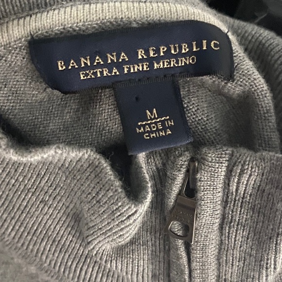 Banana Republic Men’s Tan Sweater Medium - Picture 5 of 5